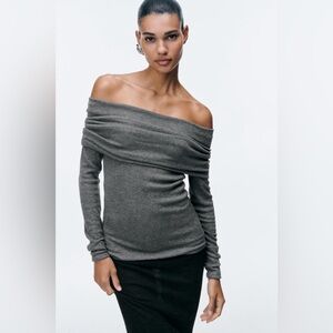 ZARA OFF-THE-SHOULDER KNIT TOP